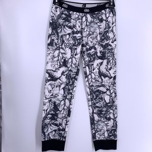 686 Performance XL Base Layer Snowboarding Wolves